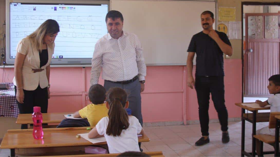 İlçe Milli Eğitim Müdürü Faysel POLAT, Şube Müdürü Gülşah Demirtaş BAŞ ile beraber Erdurağı Köyü  ve bazı köy okullarını ziyaret etti. 
