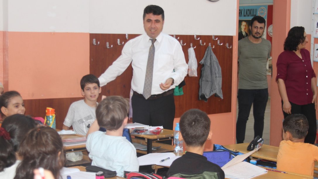 İlçe Milli Eğitim Müdürümüz Faysel POLAT, Atatürk İlk/Ortaokulu'nu ziyaret etti.